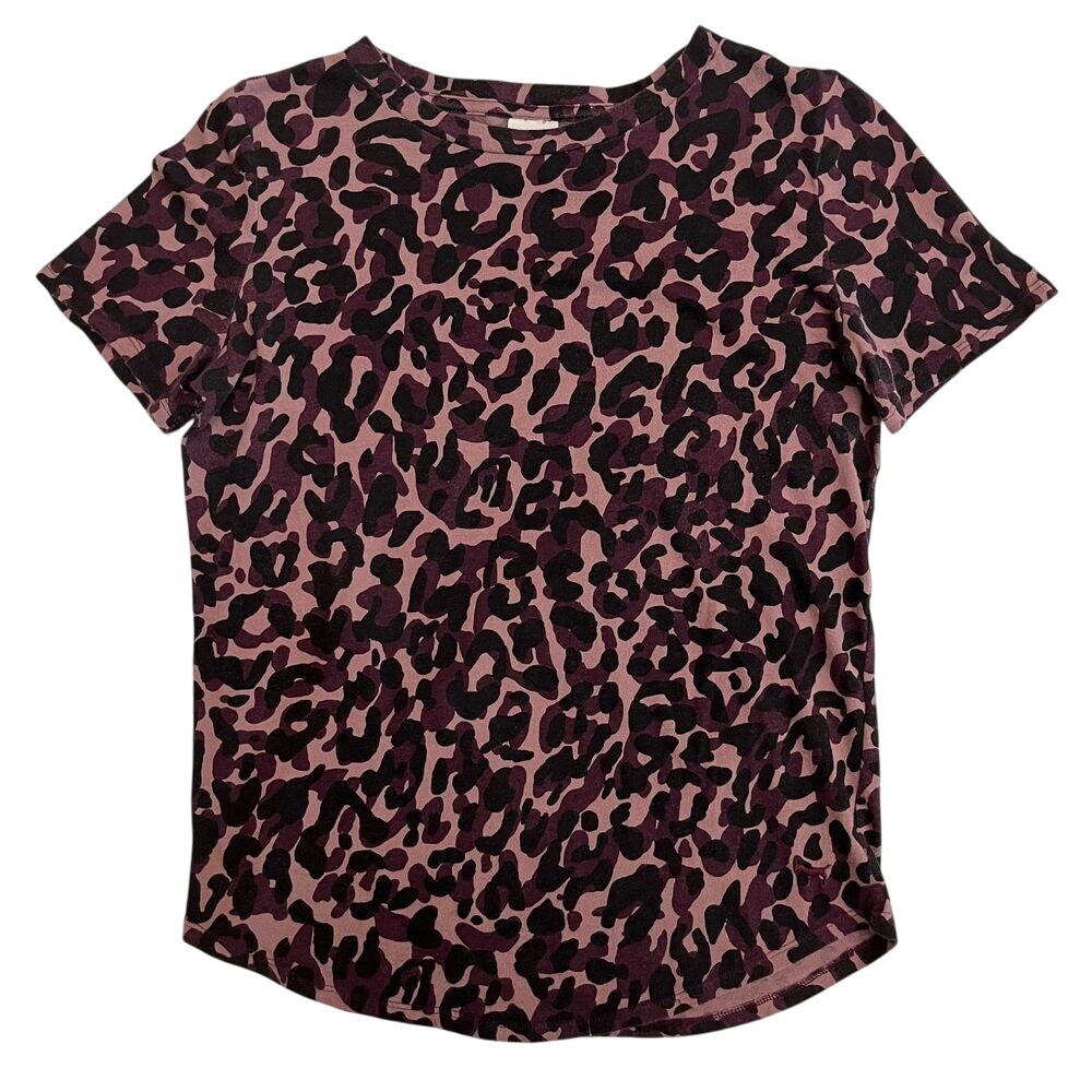 PINK Victorias Secret Cheetah T-Shirt, VS PINK Size S Tops Shirts, Victoria X10